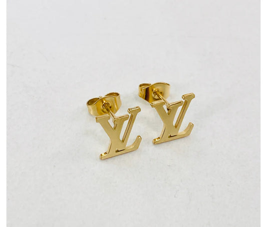 Stainless Steel Premium Quality studs