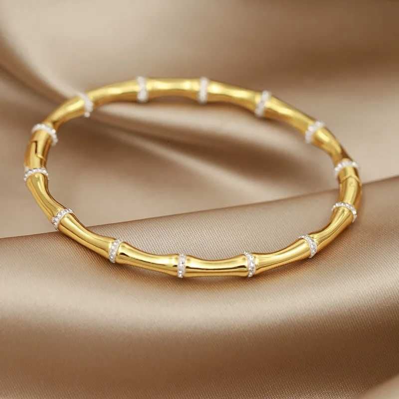 Bamboo Style Zircon Accent Bangle